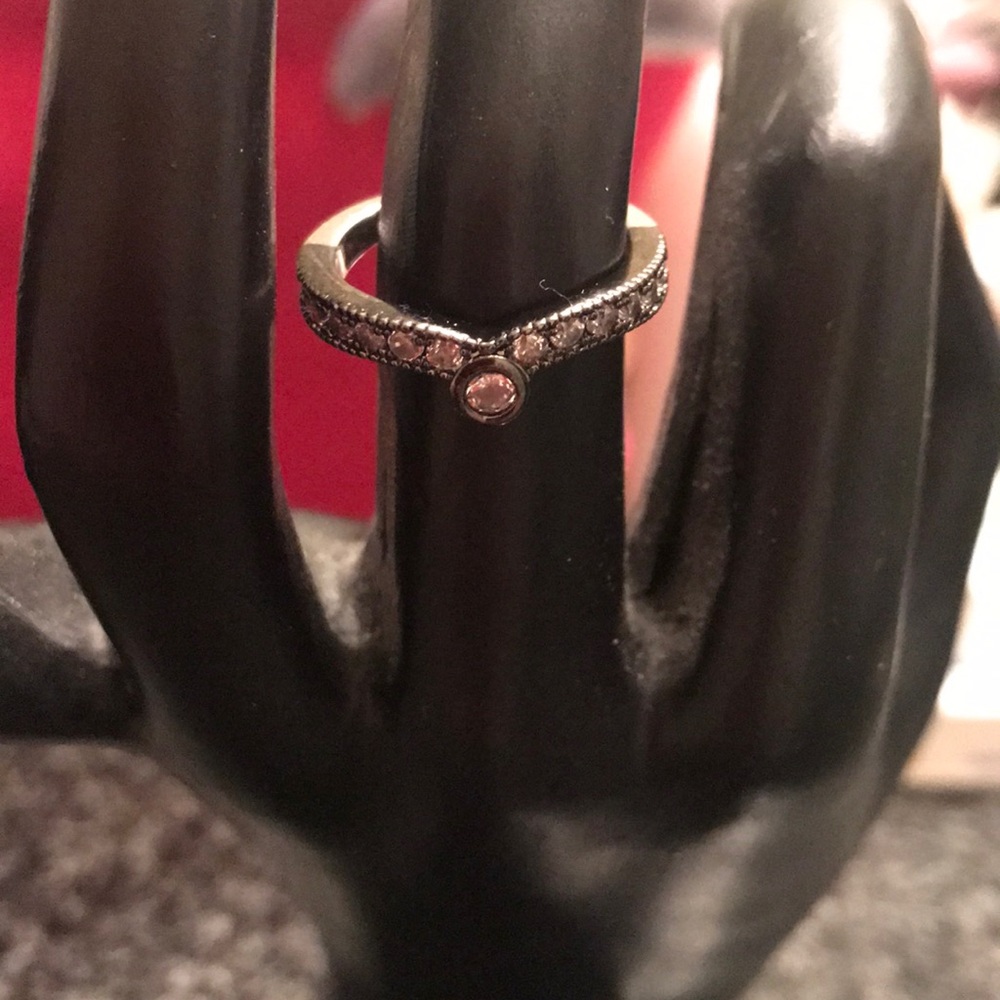 😻3/$20 Wedding band